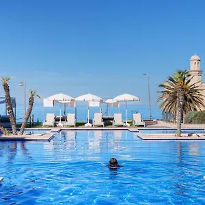 Apartahotel Ferrer Skyline