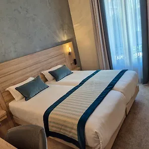 فندق شامباريت إليزيه ***